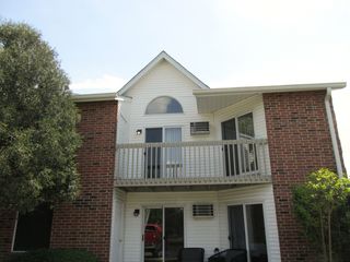 1350 CUNAT Court 2D, Lake In The Hills, IL 60156