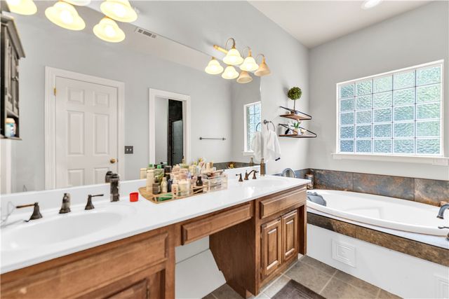 2983 Wagon Wheel Road, Springdale, AR 72762