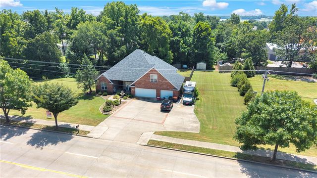 2983 Wagon Wheel Road, Springdale, AR 72762