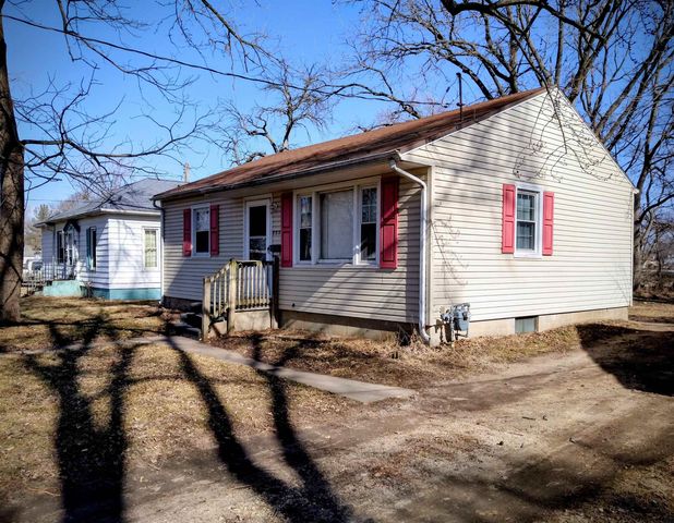822 Colorado Street, Waterloo, IA 50703