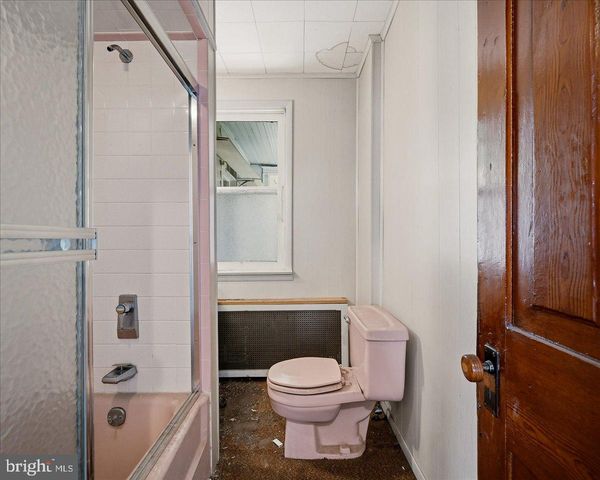 15 N NICE ST, Frackville, PA 17931