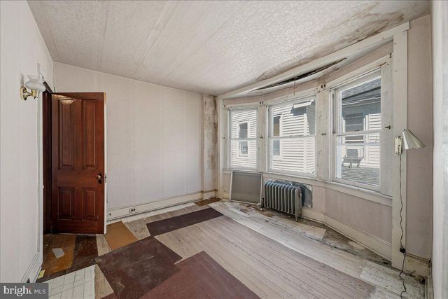 15 N NICE ST, Frackville, PA 17931