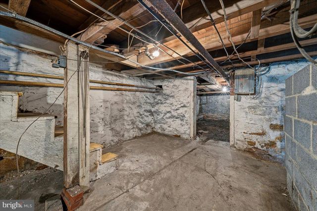 15 N NICE ST, Frackville, PA 17931