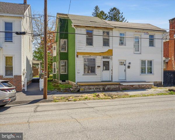 15 N NICE ST, Frackville, PA 17931