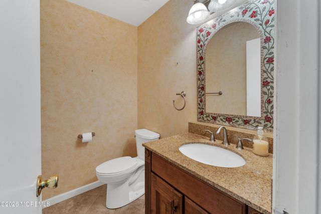 17 Walton Court, East Brunswick, NJ 08816