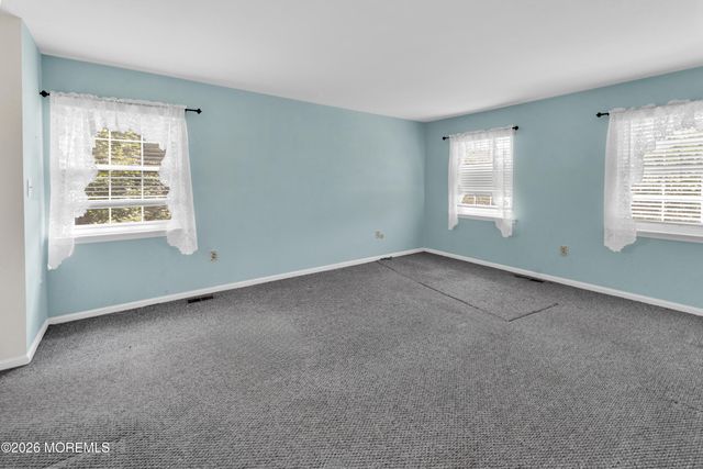 17 Walton Court, East Brunswick, NJ 08816