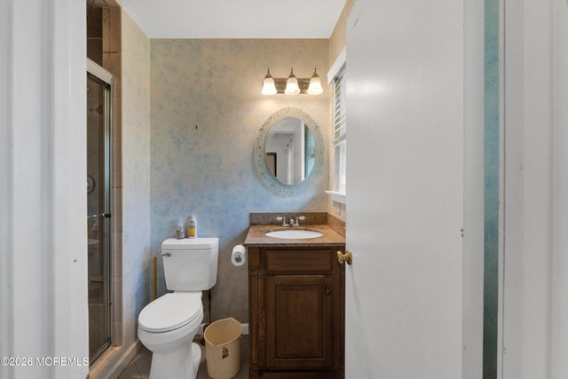 17 Walton Court, East Brunswick, NJ 08816