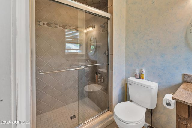 17 Walton Court, East Brunswick, NJ 08816