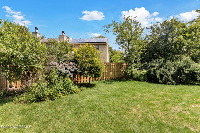 17 Walton Court, East Brunswick, NJ 08816