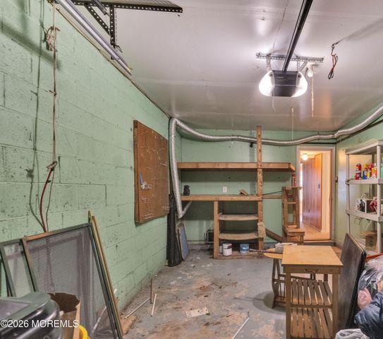 17 Walton Court, East Brunswick, NJ 08816