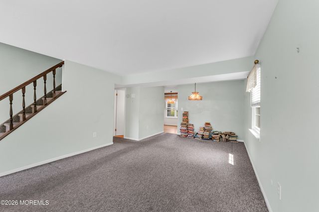 17 Walton Court, East Brunswick, NJ 08816