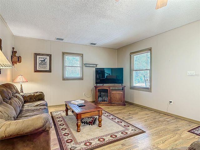 19534 FOX DEN LANE, Altoona, FL 32702