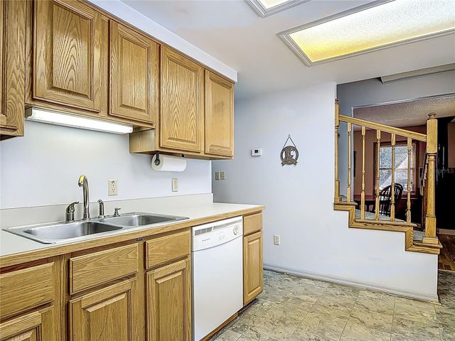 19534 FOX DEN LANE, Altoona, FL 32702