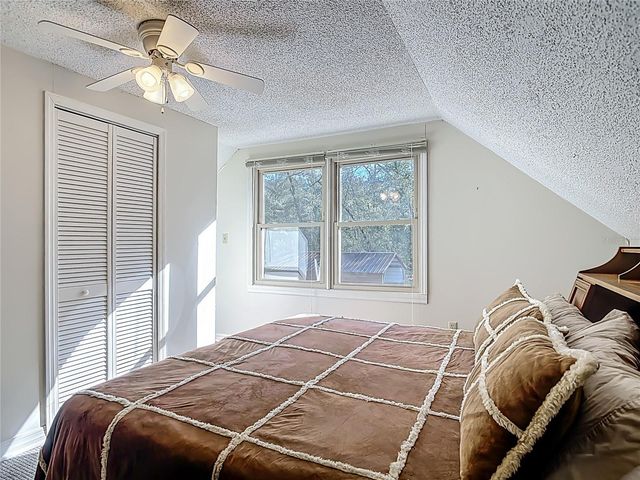 19534 FOX DEN LANE, Altoona, FL 32702