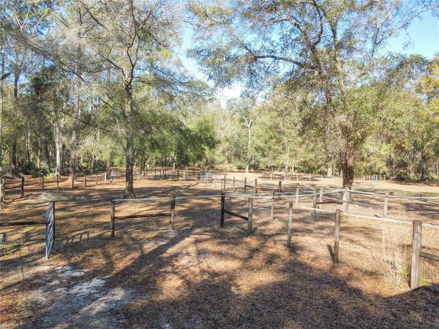 19534 FOX DEN LANE, Altoona, FL 32702