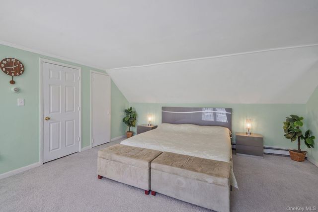 1989 William Floyd Parkway, Ridge, NY 11961