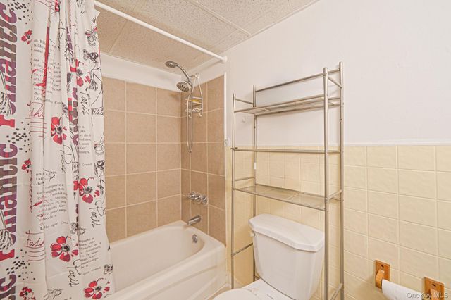 1989 William Floyd Parkway, Ridge, NY 11961