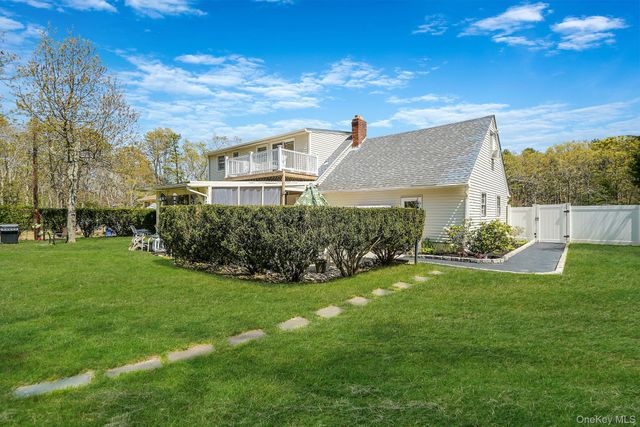 1989 William Floyd Parkway, Ridge, NY 11961