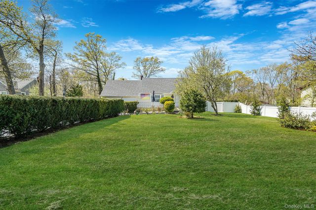 1989 William Floyd Parkway, Ridge, NY 11961