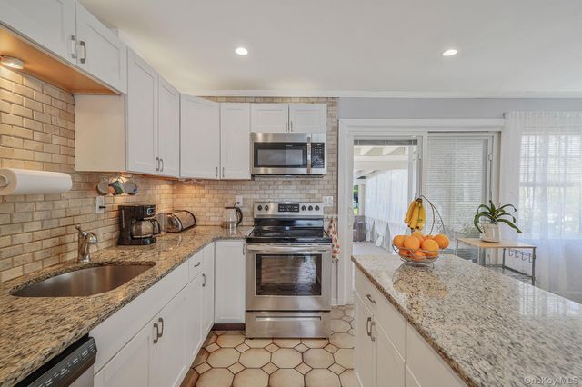 1989 William Floyd Parkway, Ridge, NY 11961