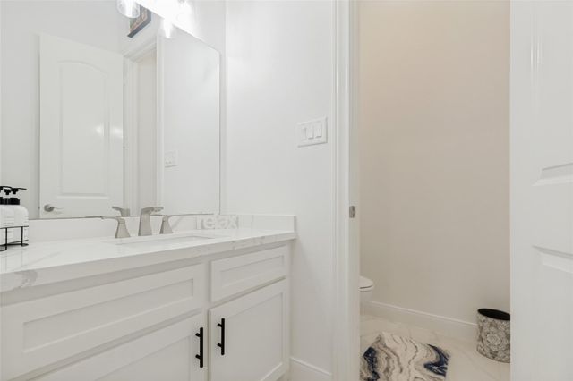 8002 N Circle Drive, Houston, TX 77071