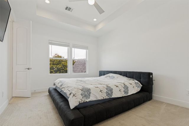 8002 N Circle Drive, Houston, TX 77071