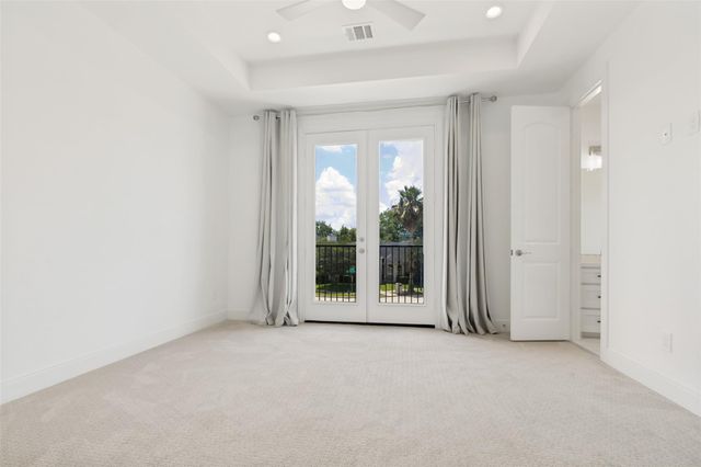 8002 N Circle Drive, Houston, TX 77071