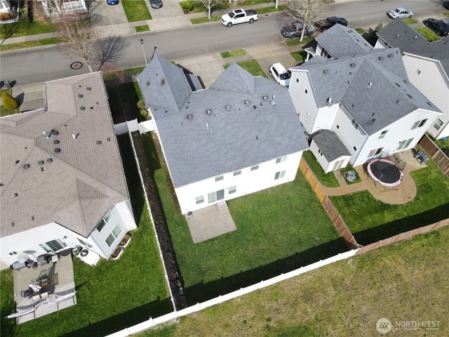 1163 Swan Loop, Dupont, WA 98327