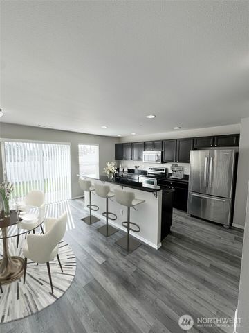1163 Swan Loop, Dupont, WA 98327