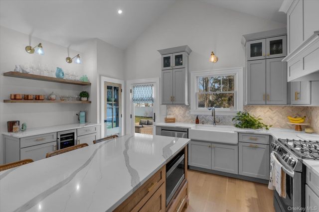 1305 Sigsbee Road, Mattituck, NY 11952