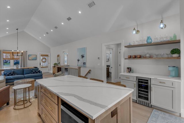 1305 Sigsbee Road, Mattituck, NY 11952
