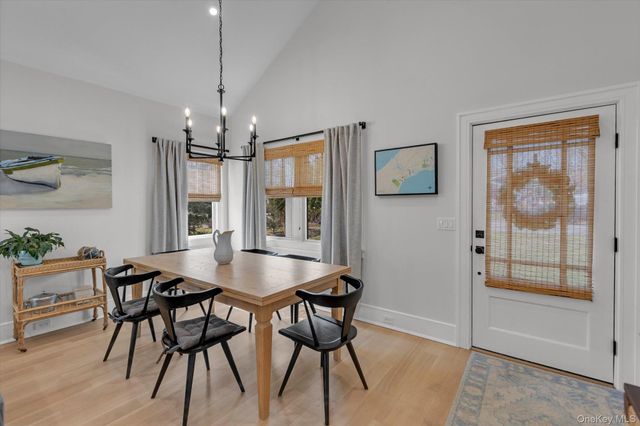 1305 Sigsbee Road, Mattituck, NY 11952