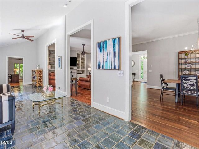 12 Lanier Drive, Chapel Hill, NC 27517