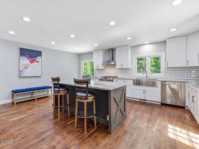 12 Lanier Drive, Chapel Hill, NC 27517