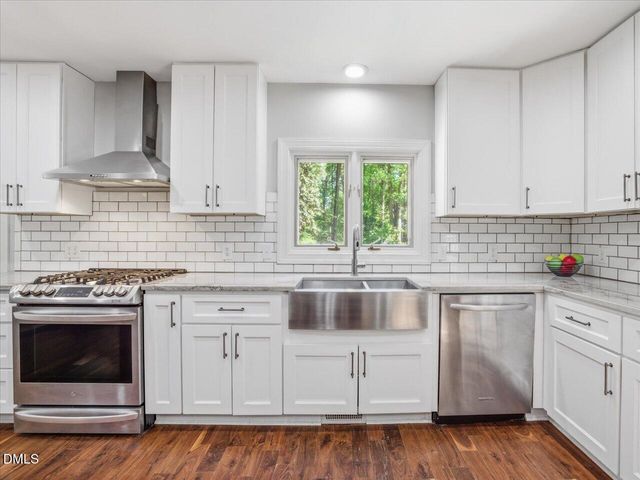 12 Lanier Drive, Chapel Hill, NC 27517