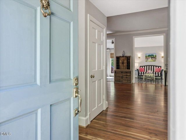 12 Lanier Drive, Chapel Hill, NC 27517