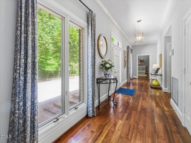 12 Lanier Drive, Chapel Hill, NC 27517