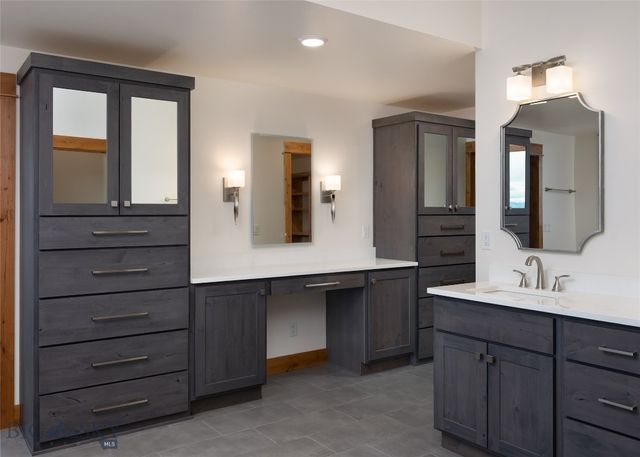 499 Saddle Ridge Road, Manhattan, MT 59741