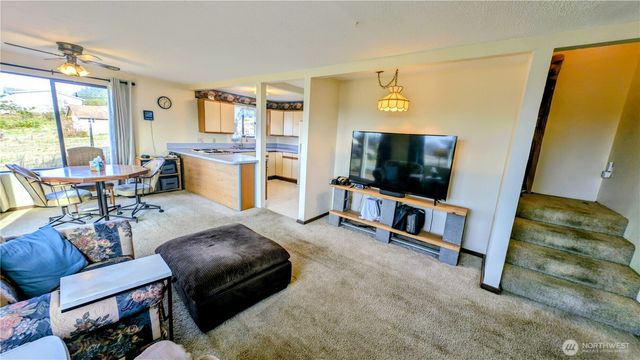 33612 I Street, Ocean Park, WA 98640