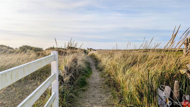 33612 I Street, Ocean Park, WA 98640