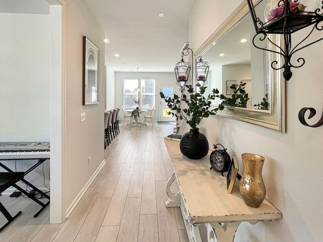 2101 Utsey Street, Johns Island, SC 29455