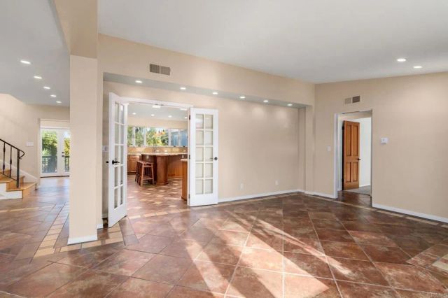 1180 Barcelona Drive, San Diego, CA 92107