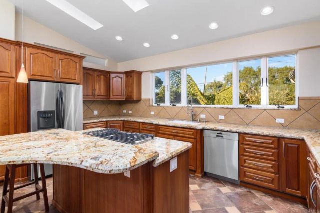 1180 Barcelona Drive, San Diego, CA 92107