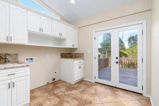 1180 Barcelona Drive, San Diego, CA 92107