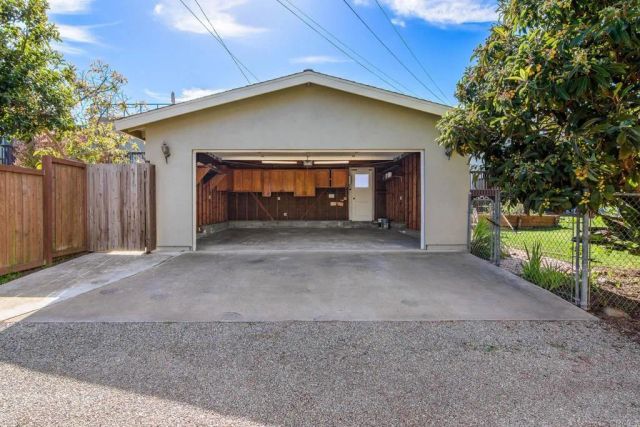 1180 Barcelona Drive, San Diego, CA 92107