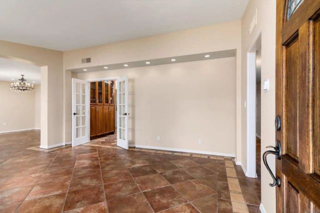 1180 Barcelona Drive, San Diego, CA 92107