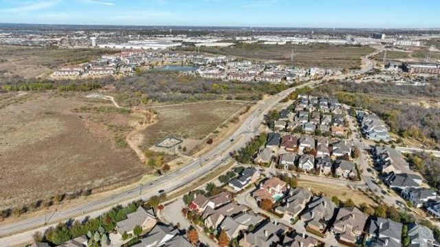 2201 Shakespeare Street, Carrollton, TX 75010