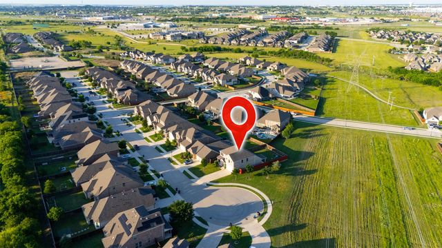 10012 Callan Lane, Fort Worth, TX 76131