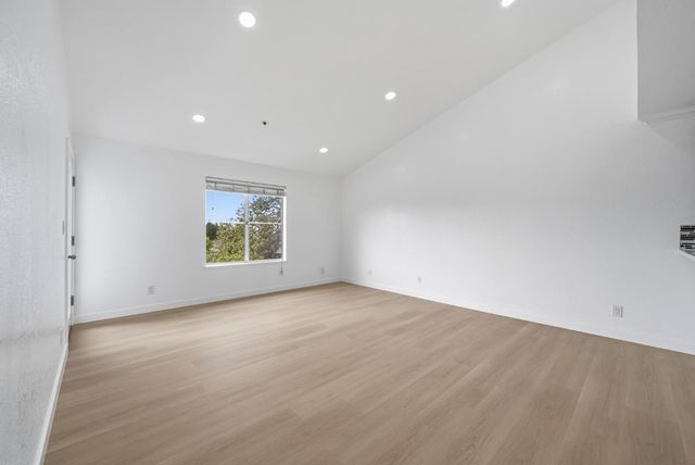 929 E El Camino Real 416E, Sunnyvale, CA 94087