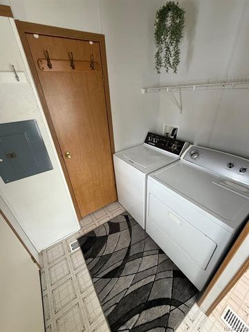 11359 Lake Drive, Fenton, MI 48430